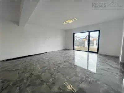 Casa individuala Cristian incalzire in pardoseala si garaj - foto 4