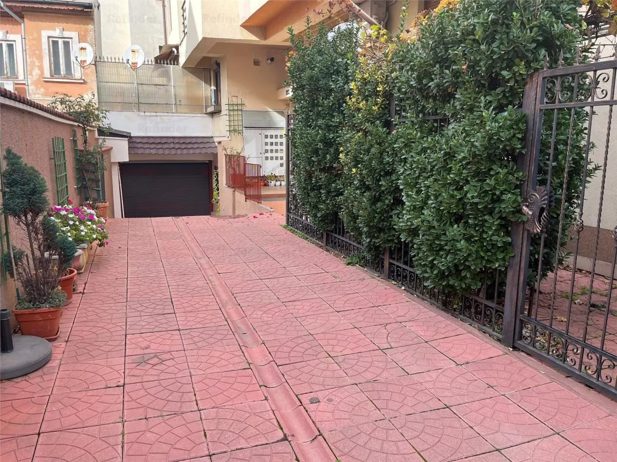 Vanzare apartament 122 mp  | Obor || parter inalt /4 | constructie 2008 | loc de parcare subsol | 60 mp utili plus terasa si veranda = 122mp - foto 1