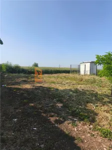 Teren intravilan  zona Merei - Izvoru Dulce (Merei)