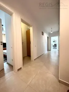 Apartament cu 3 camere de inchiriat, Brasov - foto 9