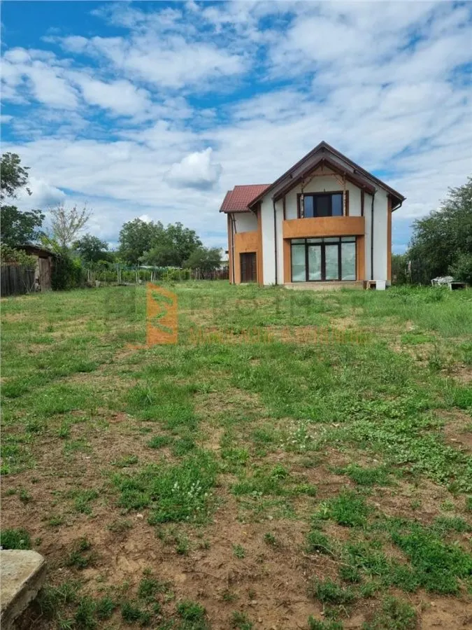 Casa tip P+M zona Zoresti - foto 1