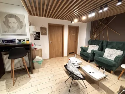 Spatiu 8 camere, 24 parcari si curte 900mp, in Brasov - foto 11