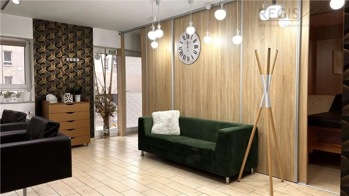 Spatiu 8 camere, 24 parcari si curte 900mp, in Brasov - foto 13