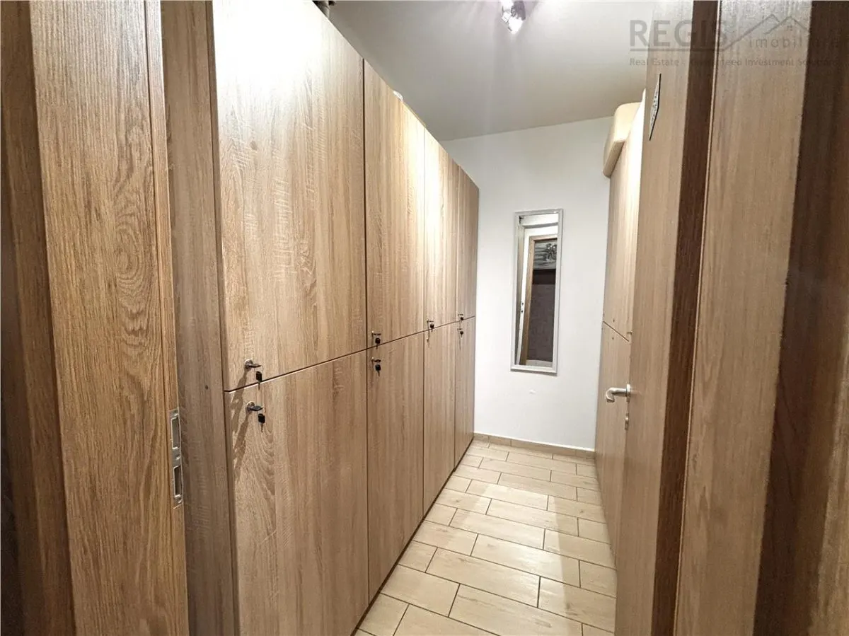 Spatiu 8 camere, 24 parcari si curte 900mp, in Brasov - foto 21