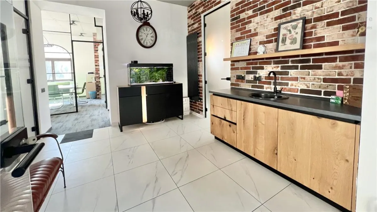 Cladire ultracentrala pretabila centru medical I birouri – Brasov | Lift | Parcare proprie - foto 19