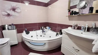 Casa individuala cu 5 camere, 270 mp, Tractorul - zona Coresi - foto 21