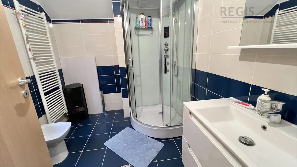 Casa individuala cu 5 camere, 270 mp, Tractorul - zona Coresi - foto 22