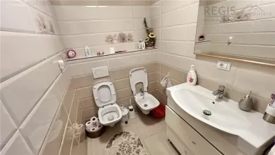 Casa individuala cu 5 camere, 270 mp, Tractorul - zona Coresi - foto 23