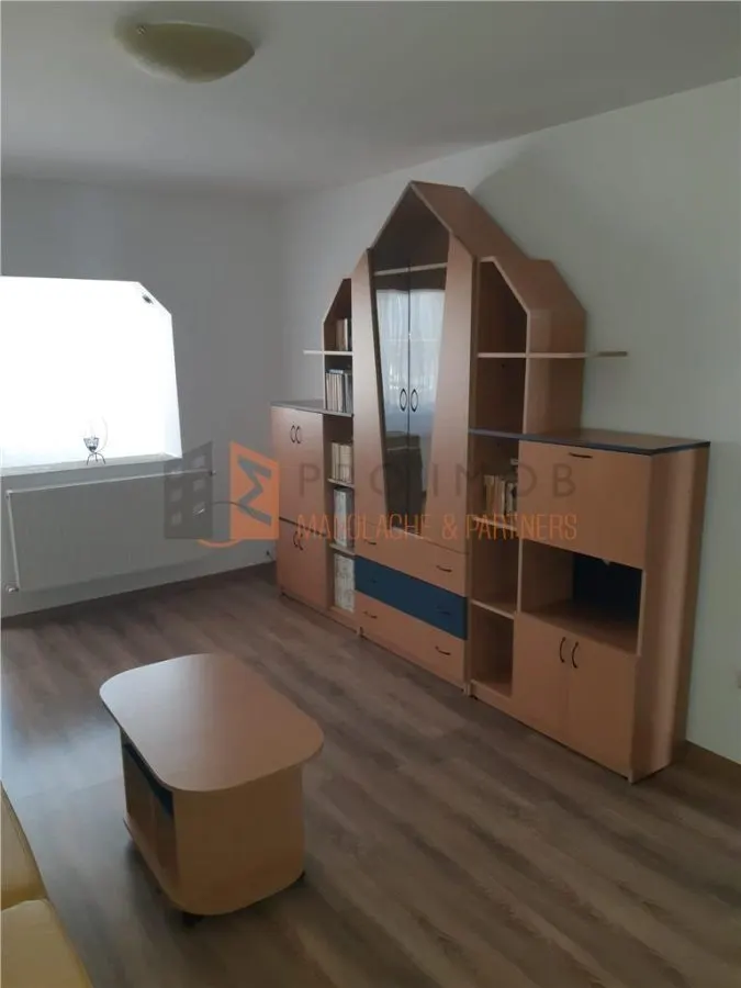 Apartament 3 camere cf1 decomandat zona Micro 14, str. Bazalt - foto 2