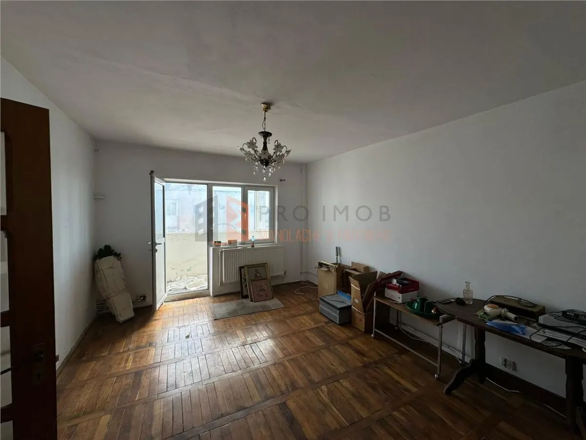 Apartament 3 camere cf1 decomandat zona Micro 3 - foto 4
