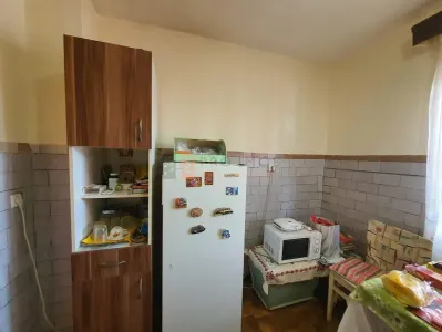 Apartament 3 camere cf1 decomandat zona Brosteni - foto 7