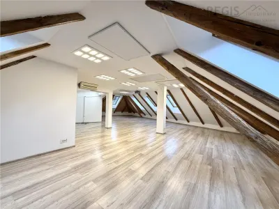 Proprietate pretabil Afterschool, Birouri, Cabinete - Brasov