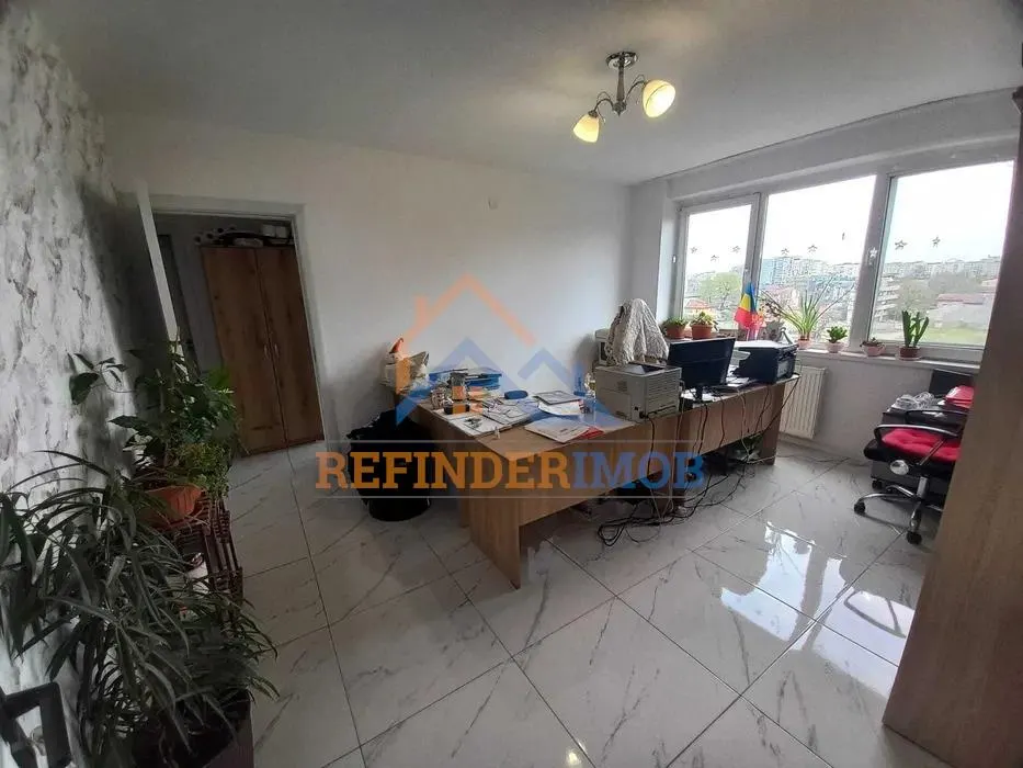 Apartament 3 camere renovat complet - Stefan cel Mare - foto 1