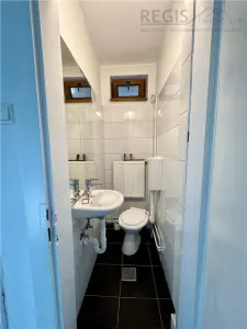 Casa de inchiriat in centru istoric ultracentral - foto 6