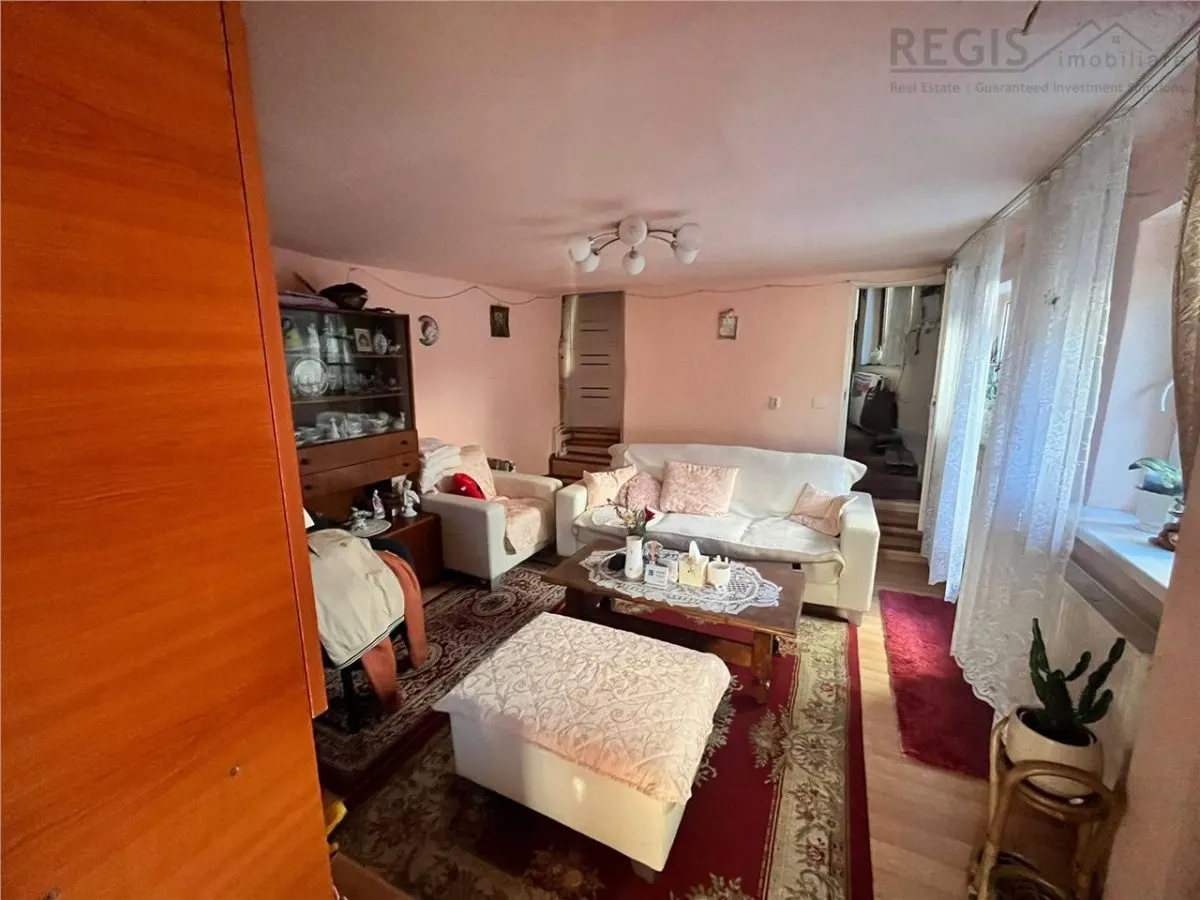 CASUTA 2 CAMERE, SCHEII BRASOVULUI - foto 3