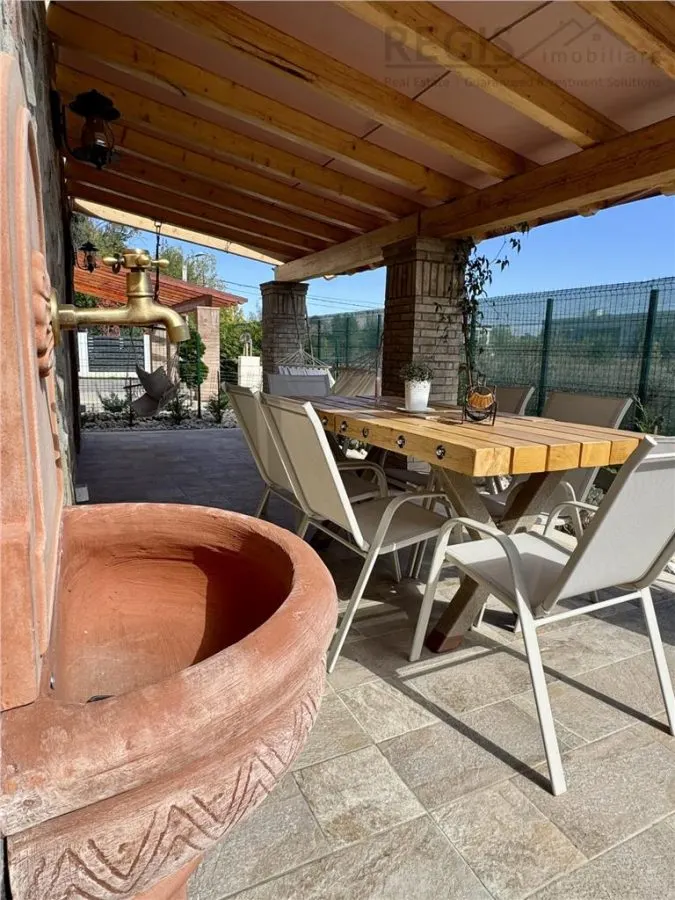 Casa de 4 camere , zona Tractorul - foto 22
