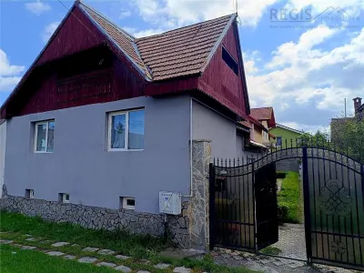 Casa in Centrul Prejmerului - Prejmer