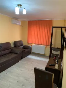 Apartament   2 camere zona Republicii - Ploiesti