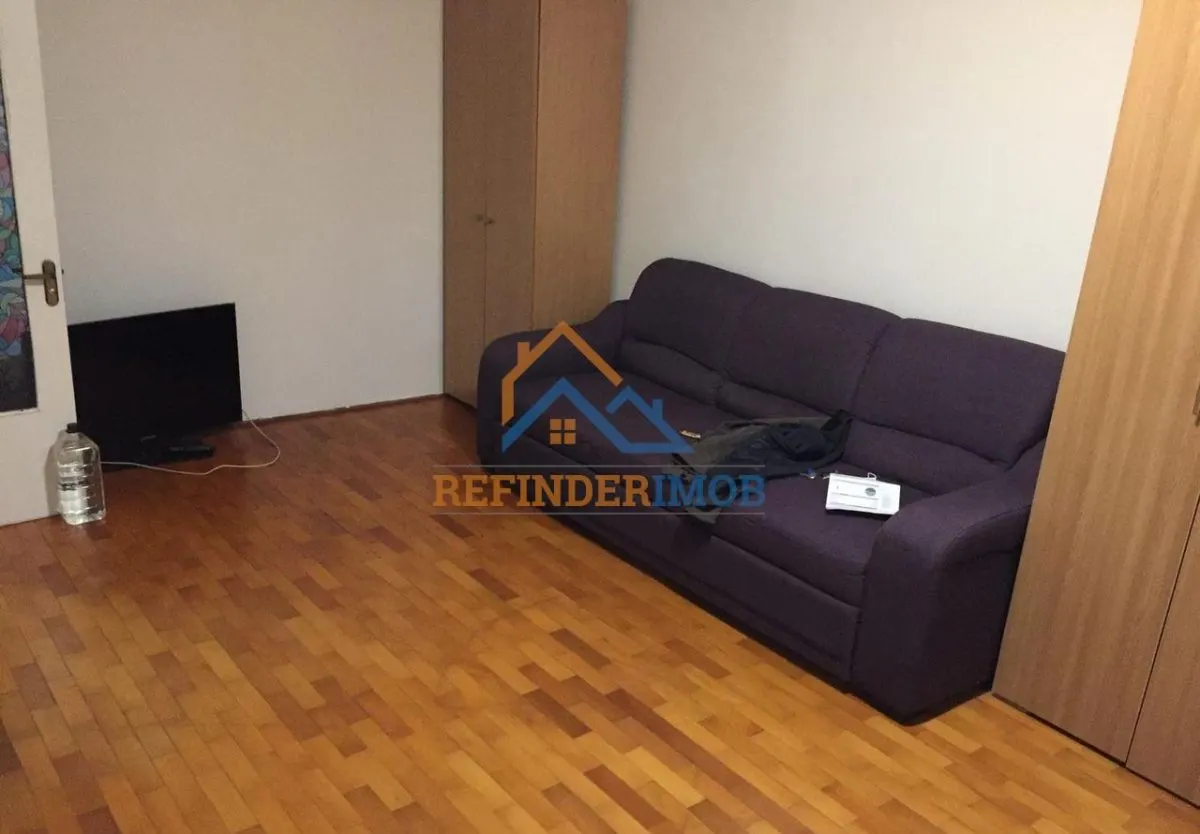 Garsoniera de vanzare, zona Titan Diham - foto 4