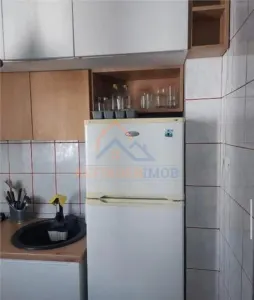 Garsoniera de vanzare, zona Titan Policlinica - foto 6