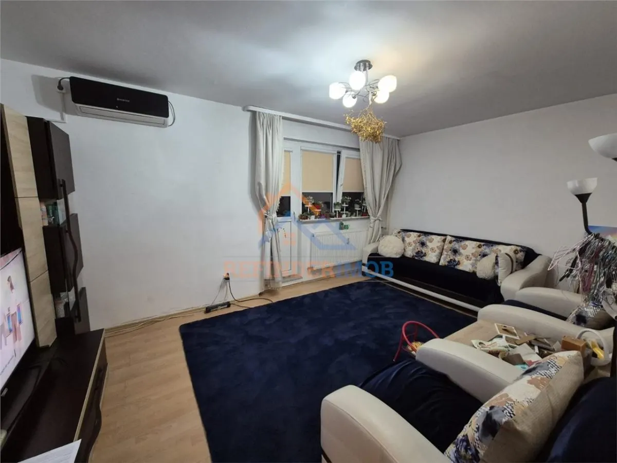 Apartament de vanzare cu 3 camere, zona Dristor - foto 2