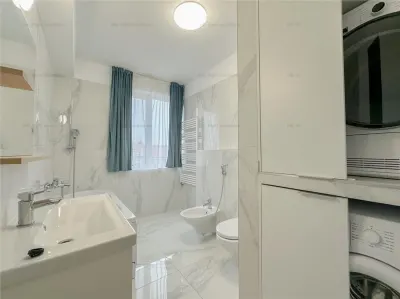 Apartament 3 camere central cu parcare si priveliste - foto 8