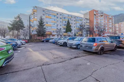 Apartament 3 camere si parcare zona Racadau - foto 10