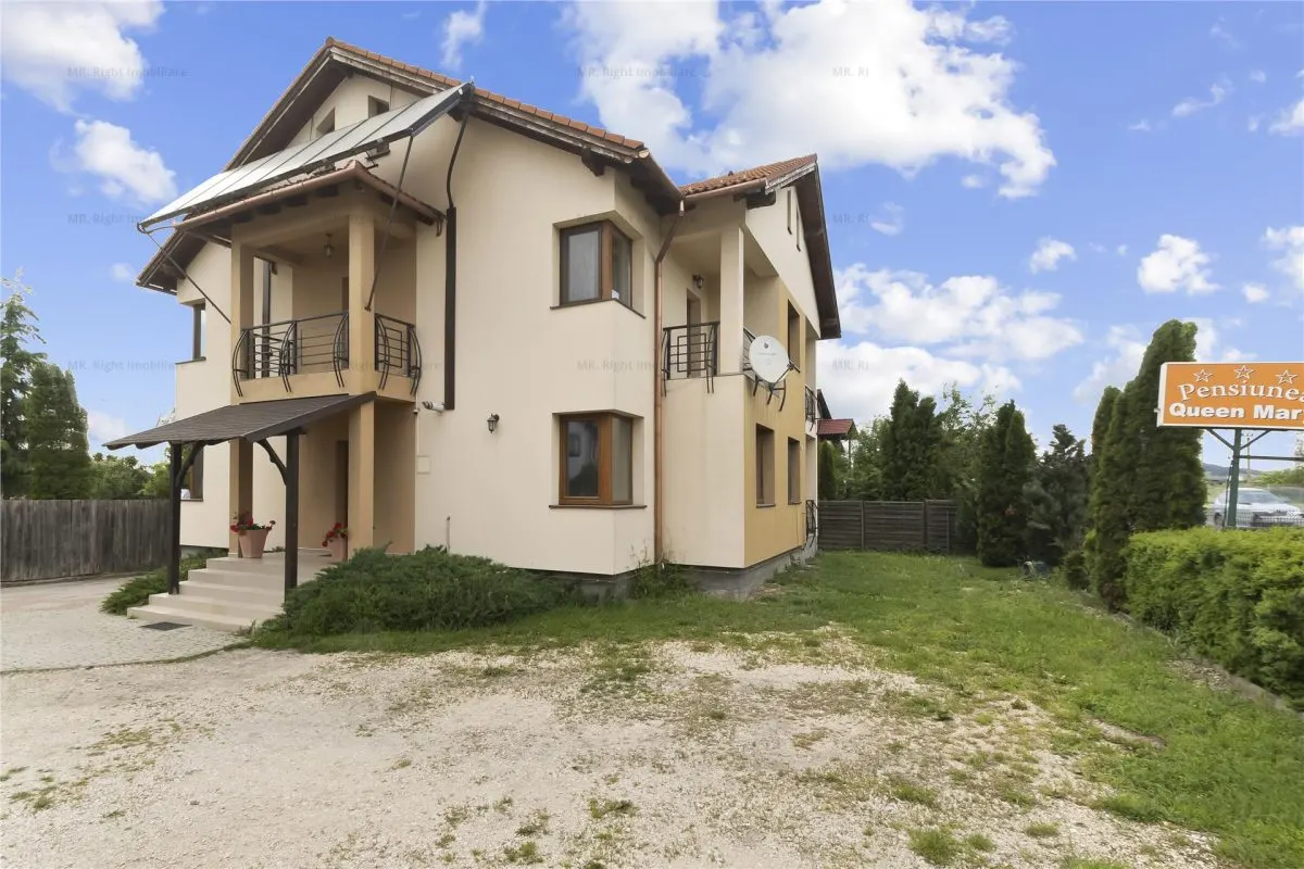 Afacere la cheie | Pensiune cu 10 camere | Sanpetru Brasov - foto 1