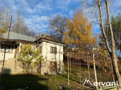 Casa demolabilă cu teren de vanzare in Breaza - Breaza