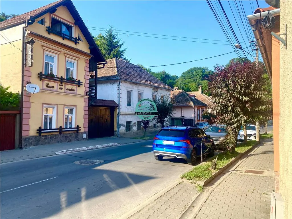 INCHIRIEZ PENSIUNE CU 7 CAMERE IN SIGHISOARA LA 800 MP DE CETATE - foto 1