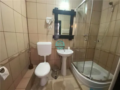 INCHIRIEZ PENSIUNE CU 7 CAMERE IN SIGHISOARA LA 800 MP DE CETATE - foto 21