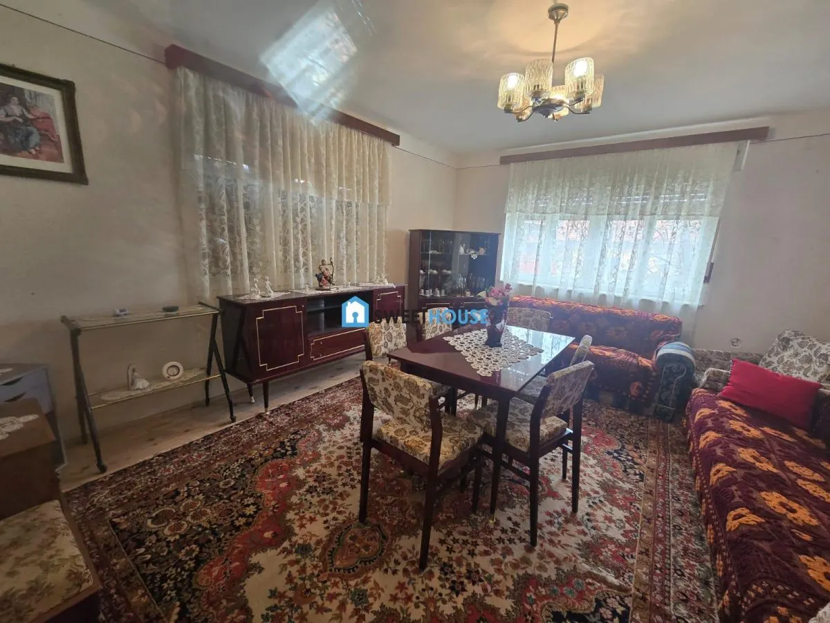 Casa cu doua corpuri si teren Lisa Jud Brasov - foto 4