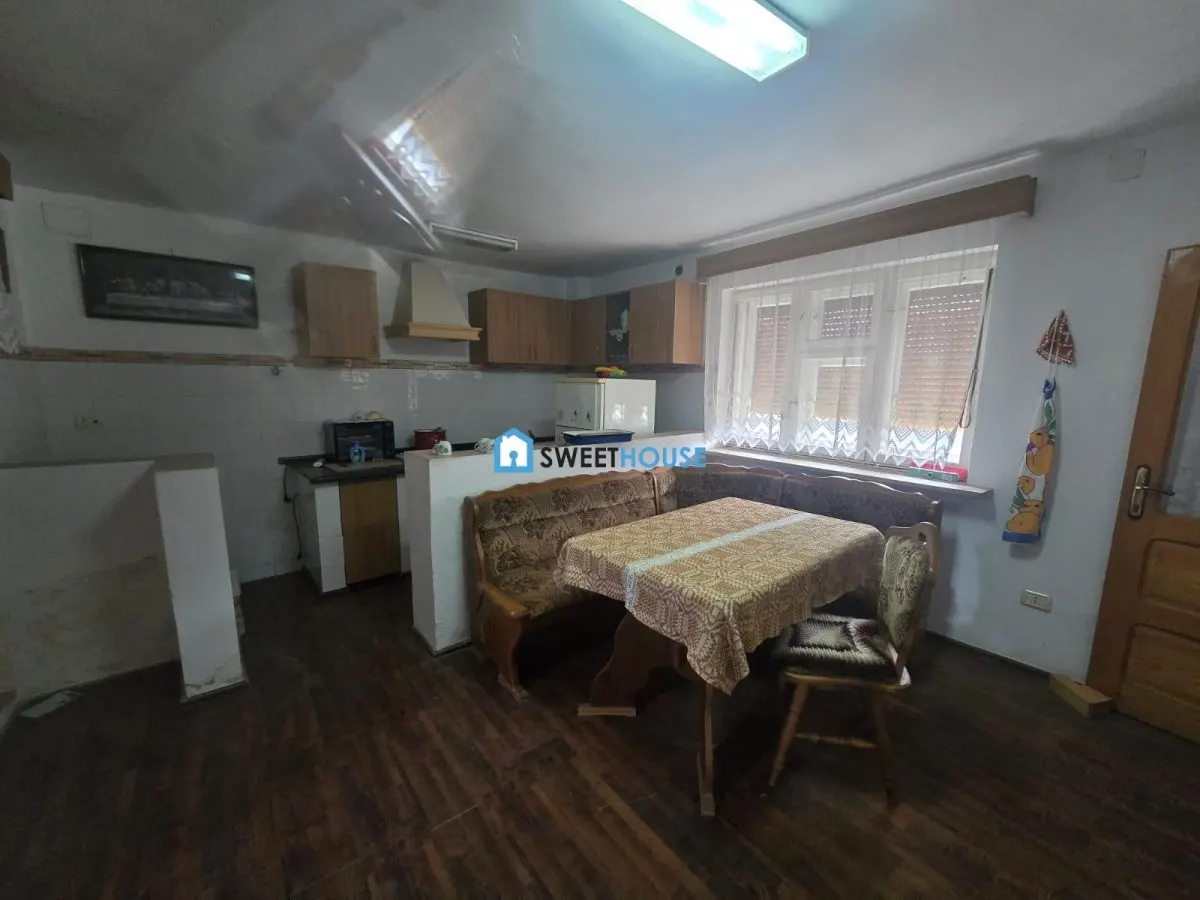 Casa cu doua corpuri si teren Lisa Jud Brasov - foto 10