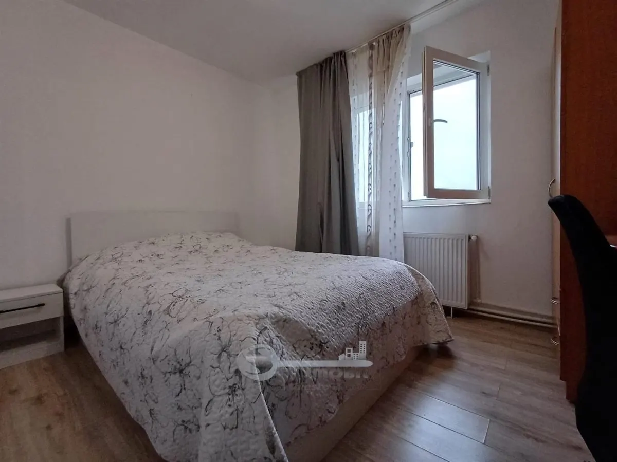 Apartament 3 camere decomandat, Mircea – Str. Cerna, disponibil imediat - foto 1