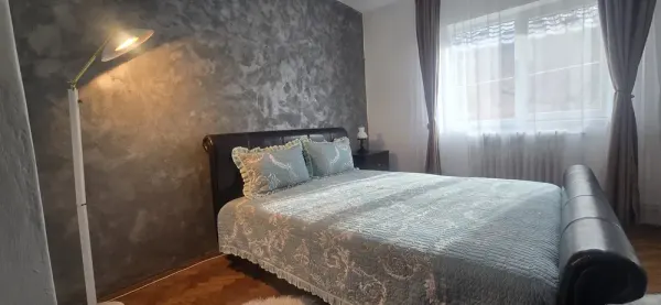 Casa/Vila de inchiriat Ticau - 780 euro - Iasi