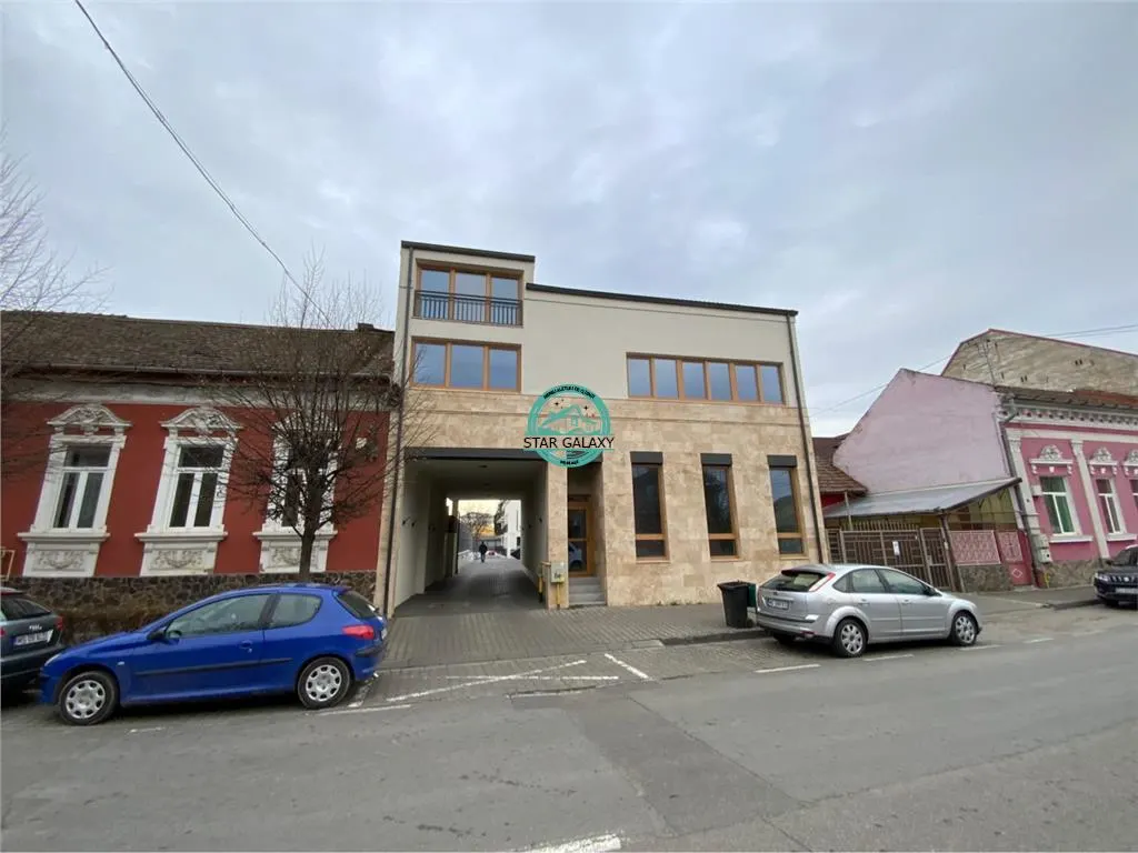 Inchiriez spatiu comercial cu suprafata 130 mp, zona centrala - foto 1