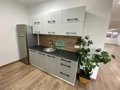 Inchiriez spatiu comercial cu suprafata 130 mp, zona centrala - foto 5