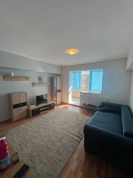 Apartament 2 camere, Tătărași â€“ la bulevard, etaj 1, mobilat și utilat - foto 1