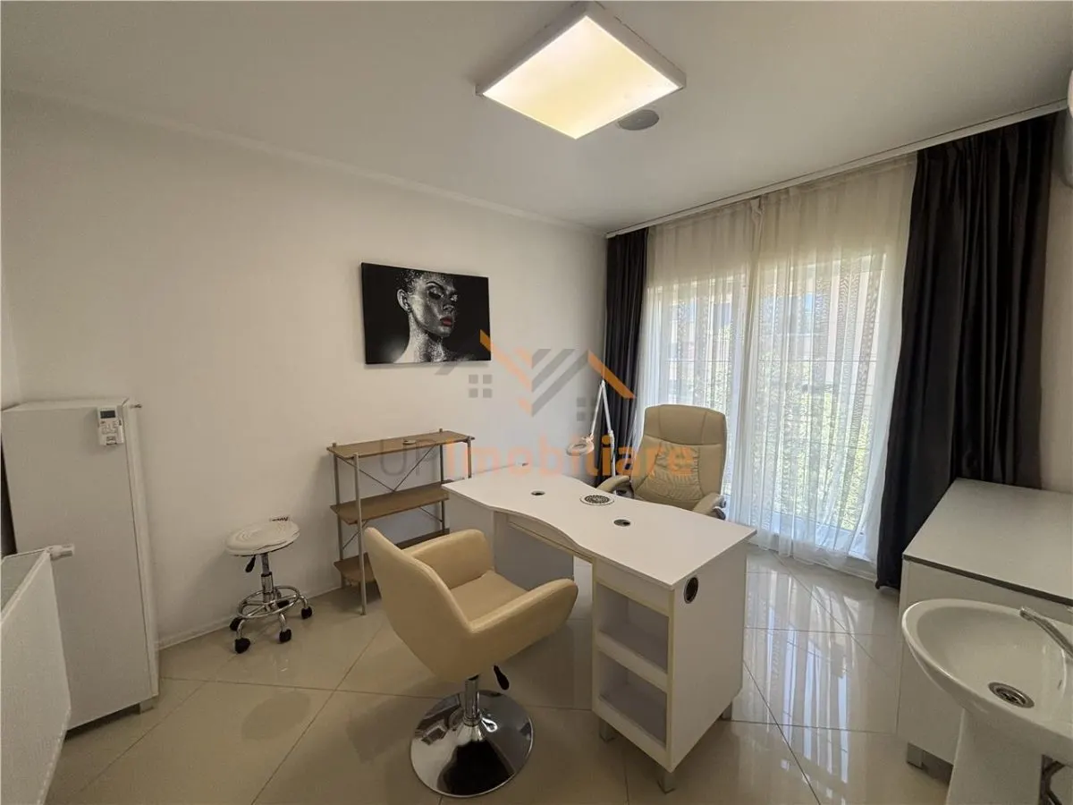 SPATIU MANICHIURA | SALON | ORADEA | STR. TEPES VODA - foto 1