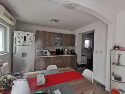 Vila Individuala Poitiers - 750 euro (negociabil) - foto 5