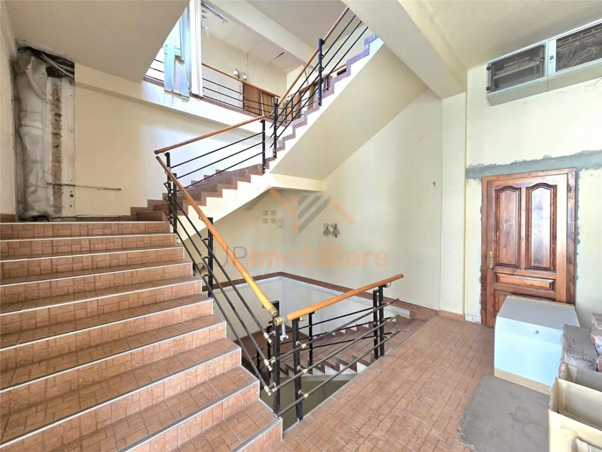 SPATIU COMERCIAL | ULTRACENTRAL | 1066 MP UTIL | ORADEA - foto 9