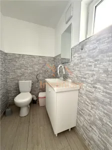 SPATIU DESTINAT BIROURILOR | CALEA ARADULUI | ORADEA - foto 5