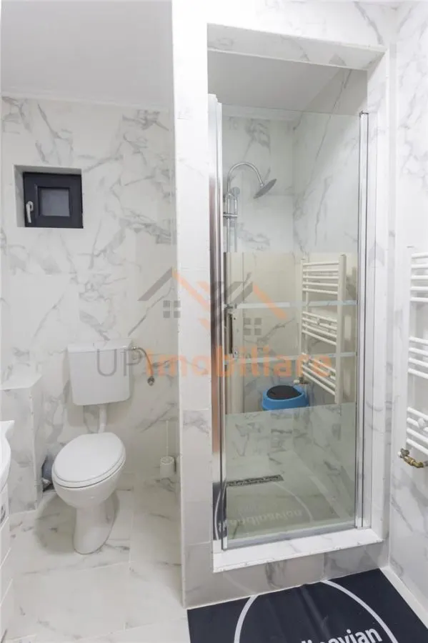 VILA DE INCHIRIAT | 11 CAMERE | 650 MP | ORADEA | BIHOR - foto 12