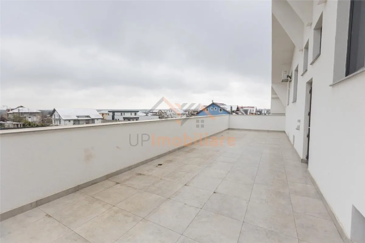 VILA DE INCHIRIAT | 11 CAMERE | 650 MP | ORADEA | BIHOR - foto 13