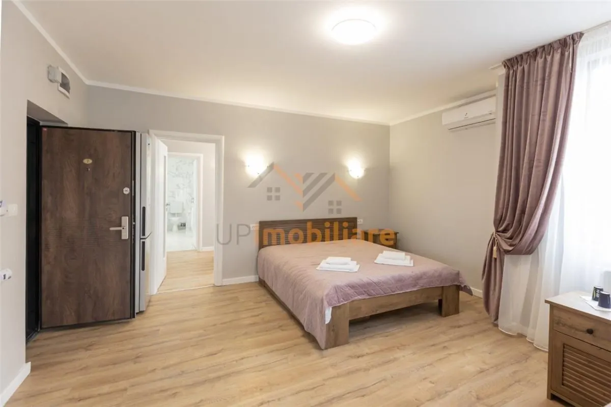 VILA DE INCHIRIAT | 11 CAMERE | 650 MP | ORADEA | BIHOR - foto 4