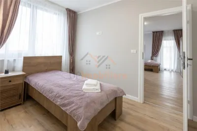 VILA DE INCHIRIAT | 11 CAMERE | 650 MP | ORADEA | BIHOR - foto 7