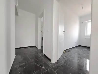 Apartament 1 camera de vanzare in Iasi, Galata, 46.72 mp, baie cu geam - Iasi