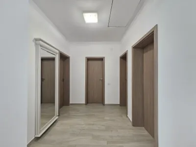 Vila plan parter - mobilata utilata - 5 drumuri - Valea Adanca - foto 11