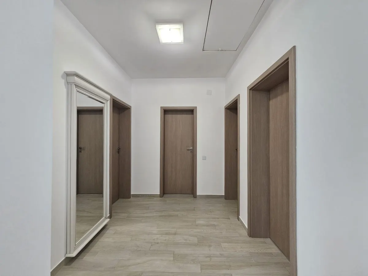Vila plan parter - mobilata utilata - 5 drumuri - Valea Adanca - foto 11