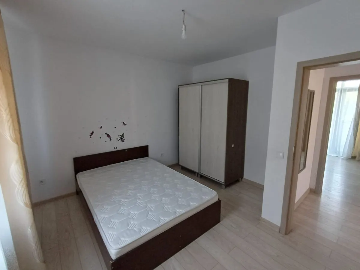 Casă 4 camere, 2 Locuri de parcare-Zona Valea Adanca- 830 euro - foto 19